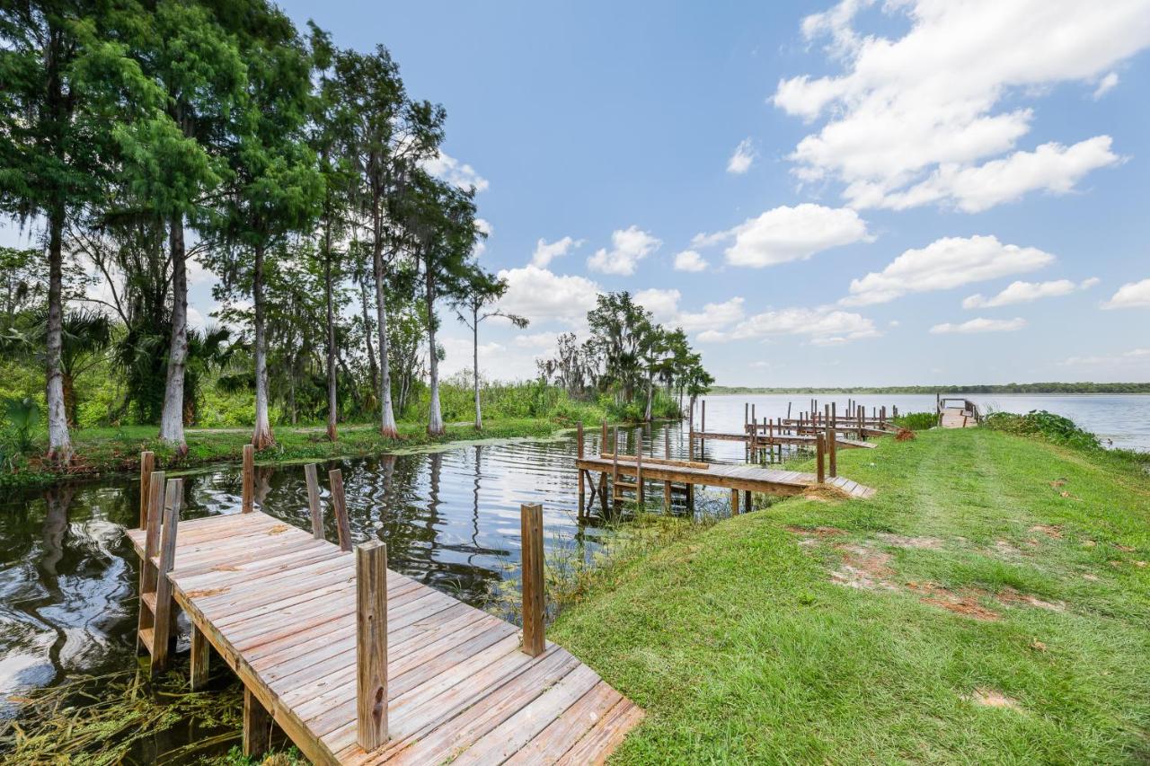 Idlewild Lodge And Rv Park Lake Panasoffkee Bagian luar foto